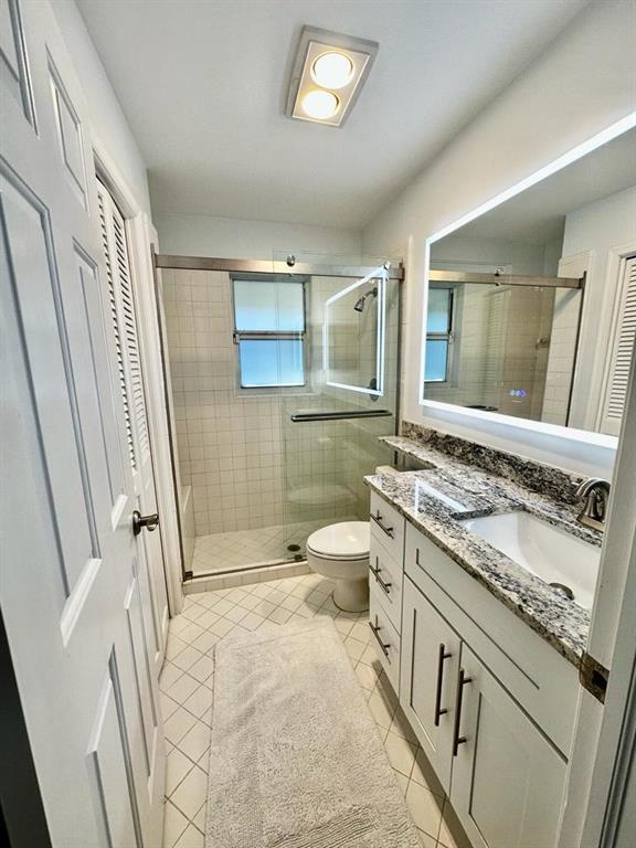 TWELVE OAKS CONDO - Residential