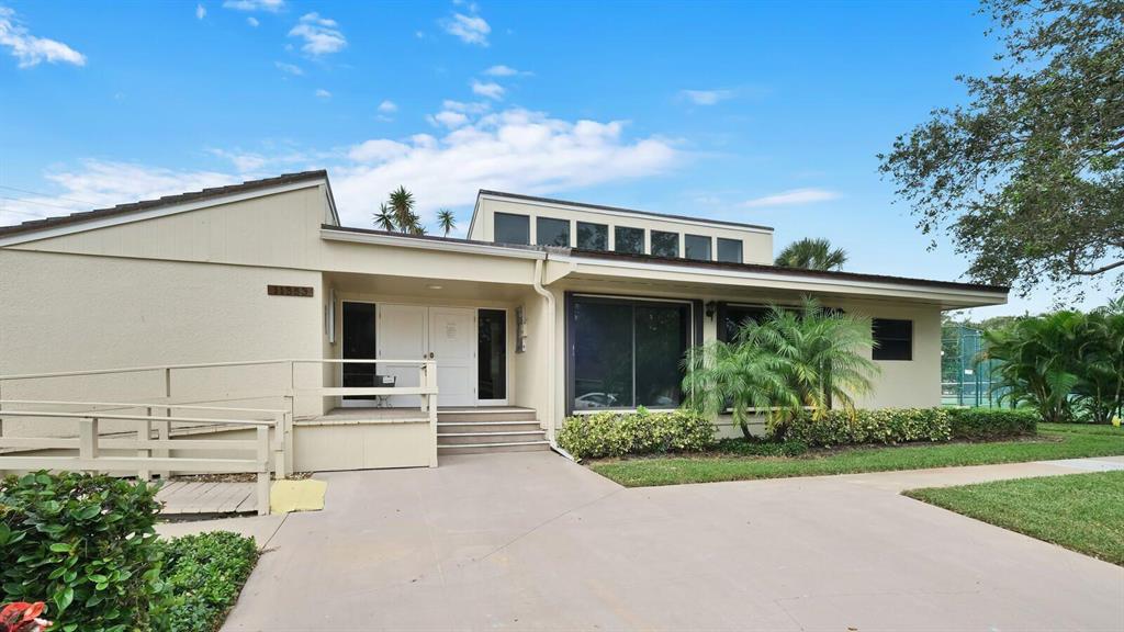 TWELVE OAKS CONDO - Residential