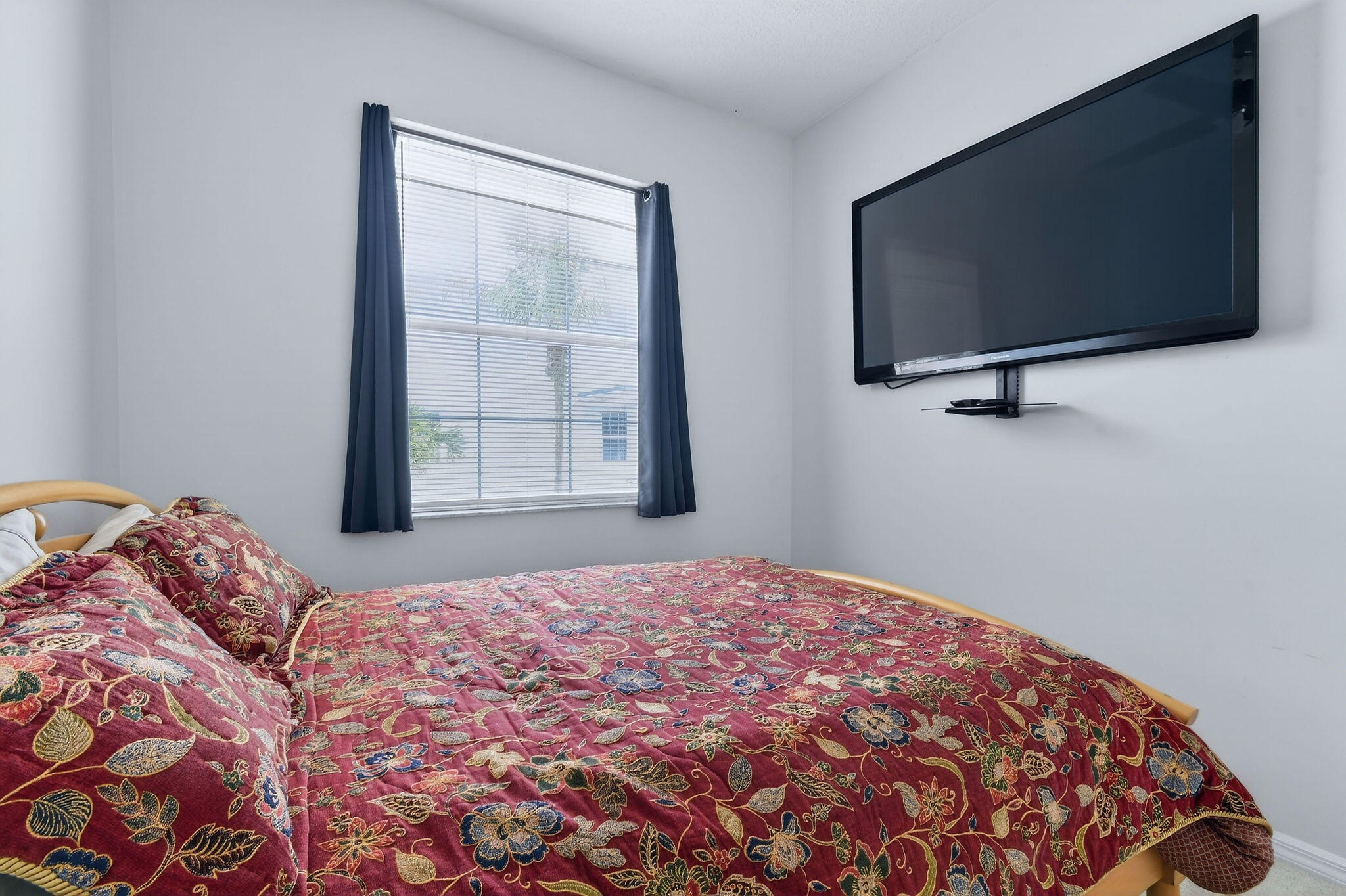 ABACOA TOWN CENTER 3 - Residential Lease