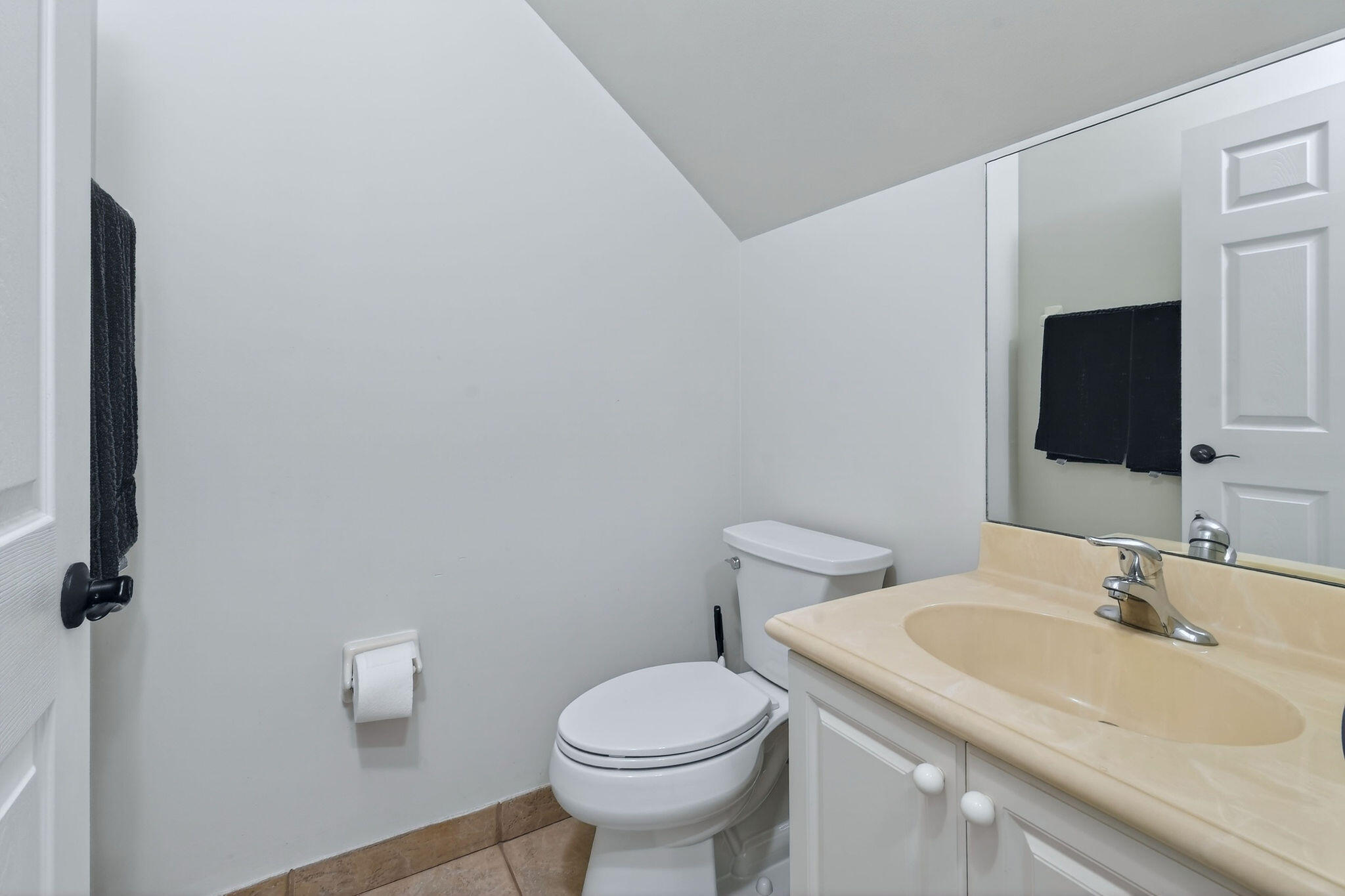 ABACOA TOWN CENTER 3 - Residential Lease