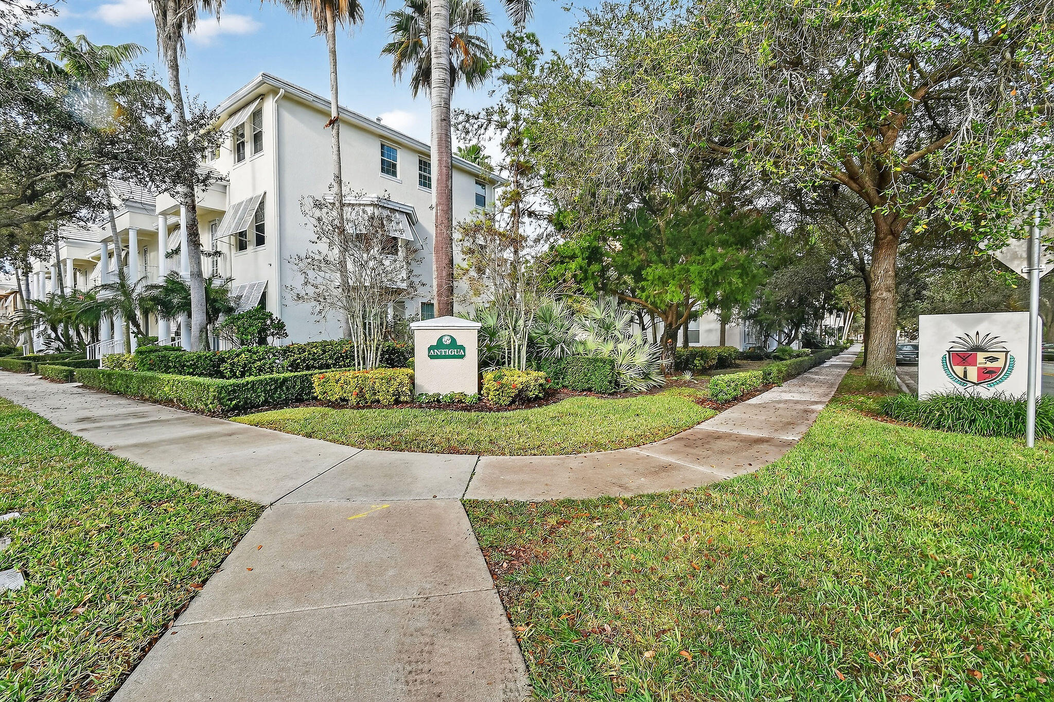 ABACOA TOWN CENTER 3 - Residential Lease