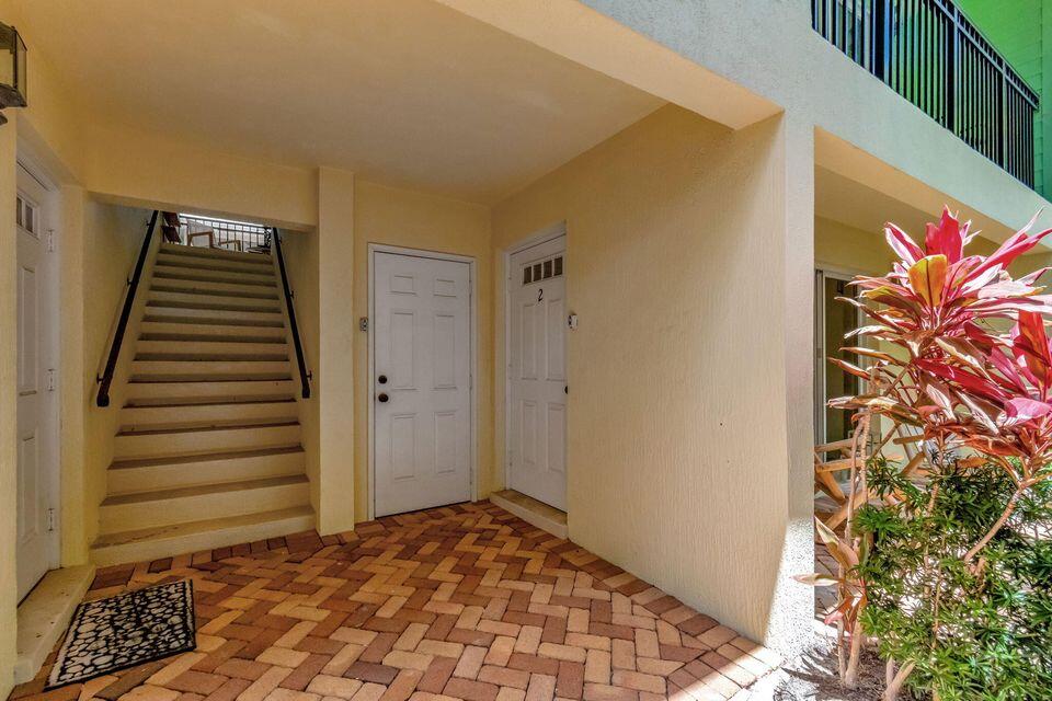 Palm Square - Residential Lease