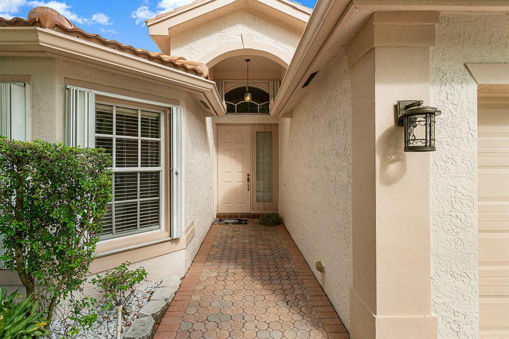 VALENCIA SHORES 4 - Residential