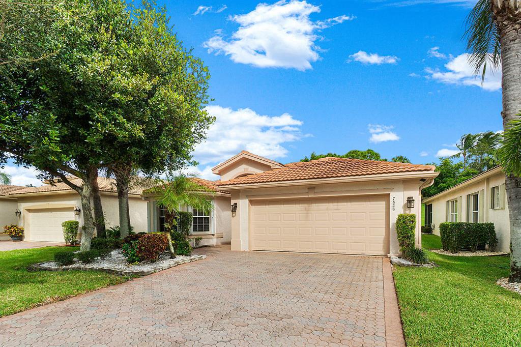 VALENCIA SHORES 4 - Residential