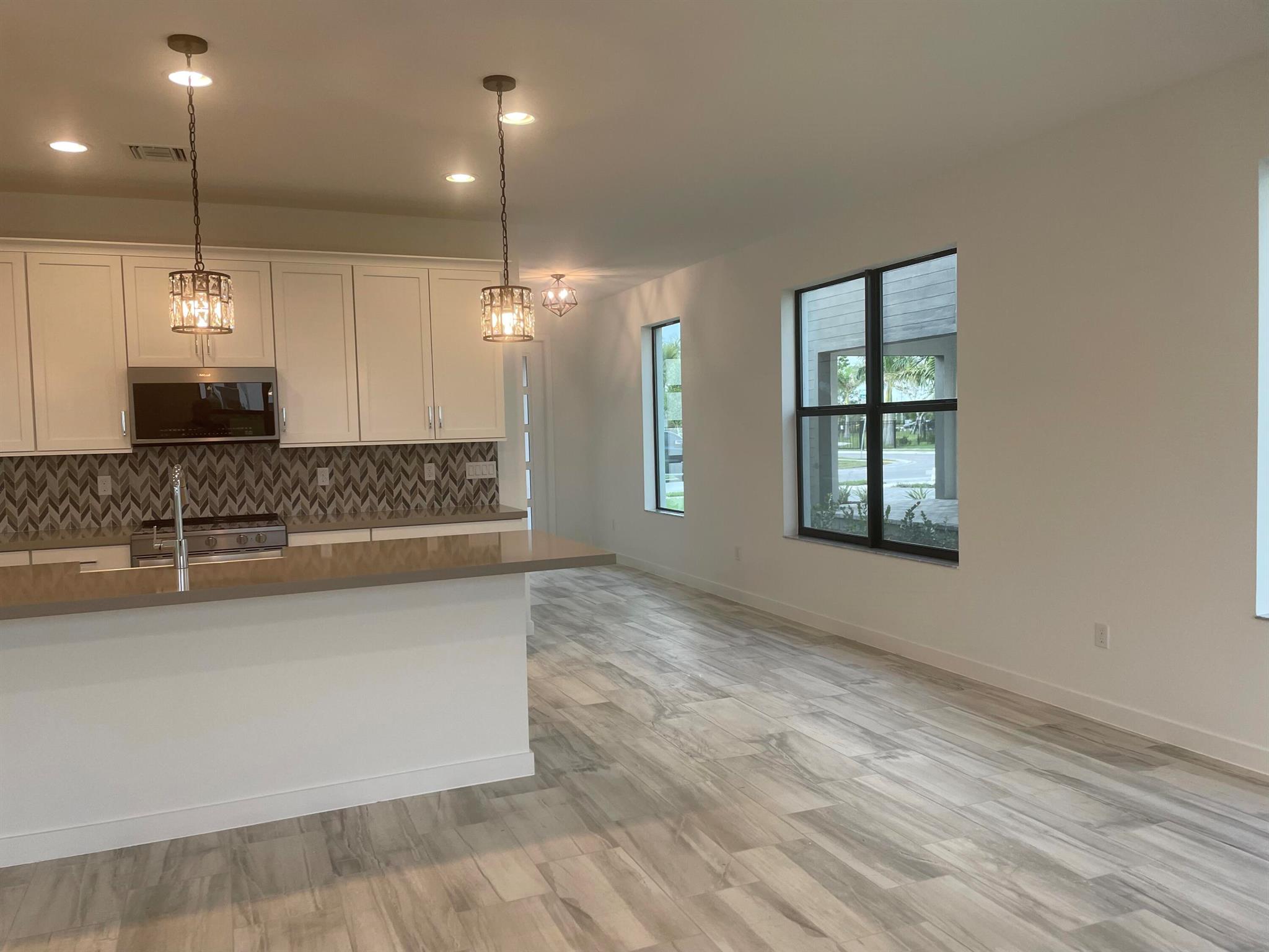 POLO LEGACY MXPD - Residential