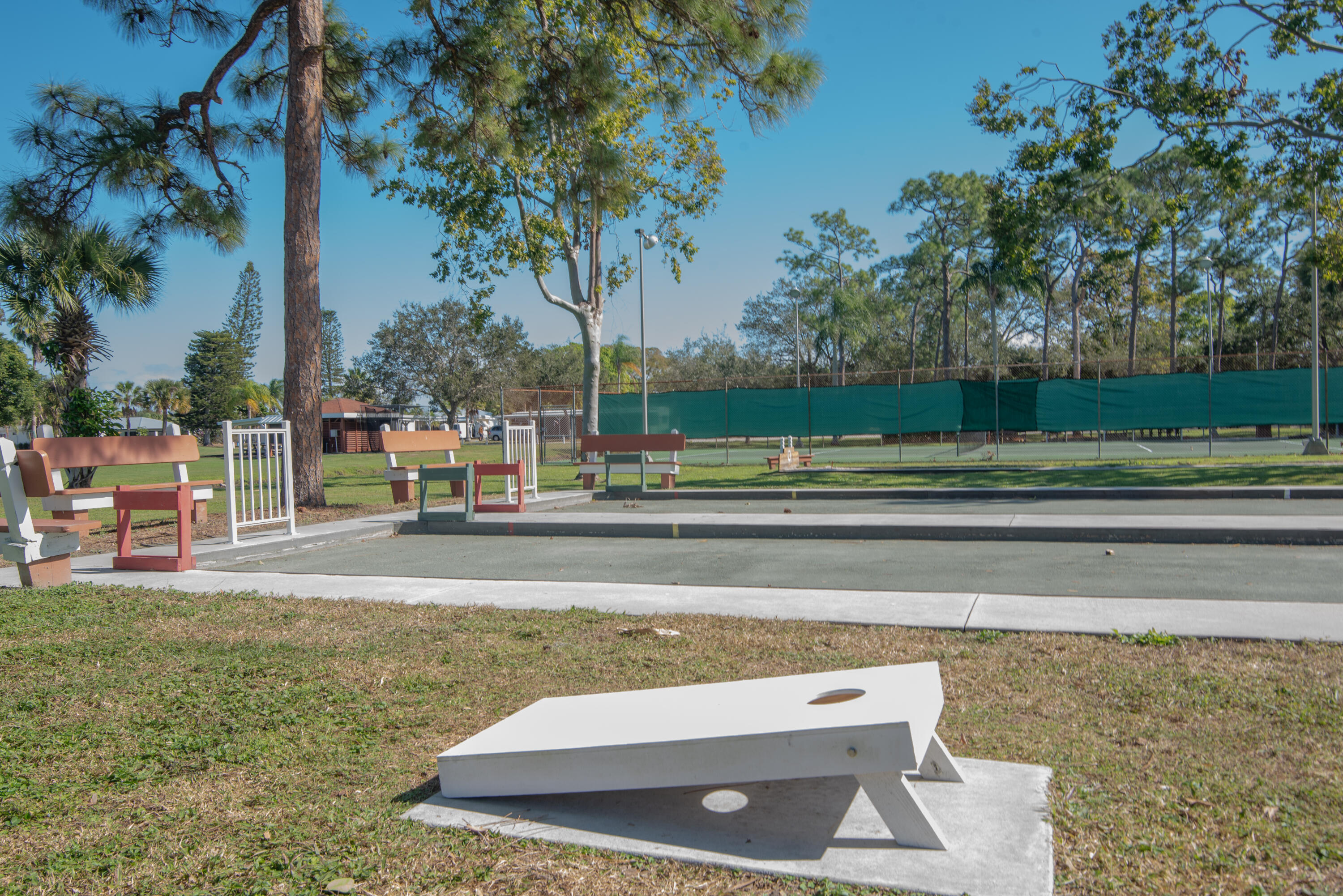 Spanish Lakes - Residential