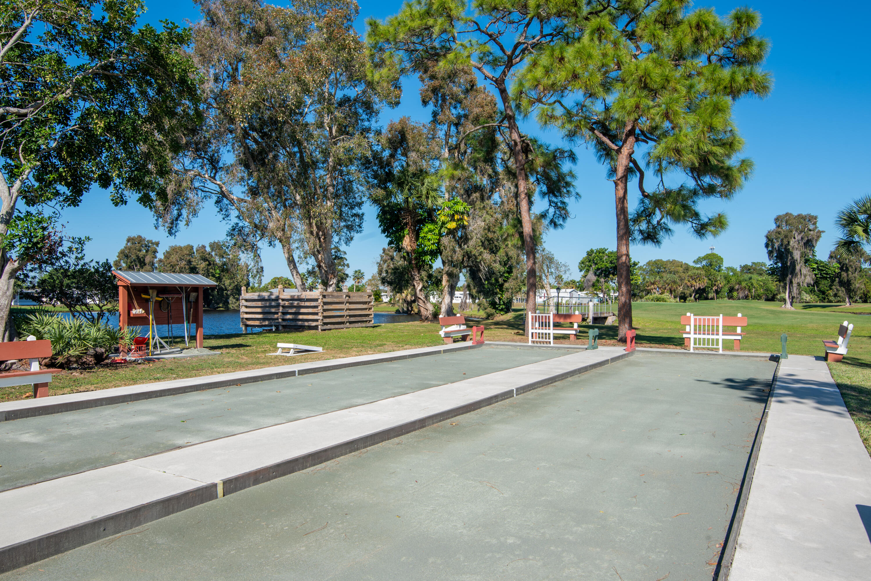 Spanish Lakes - Residential