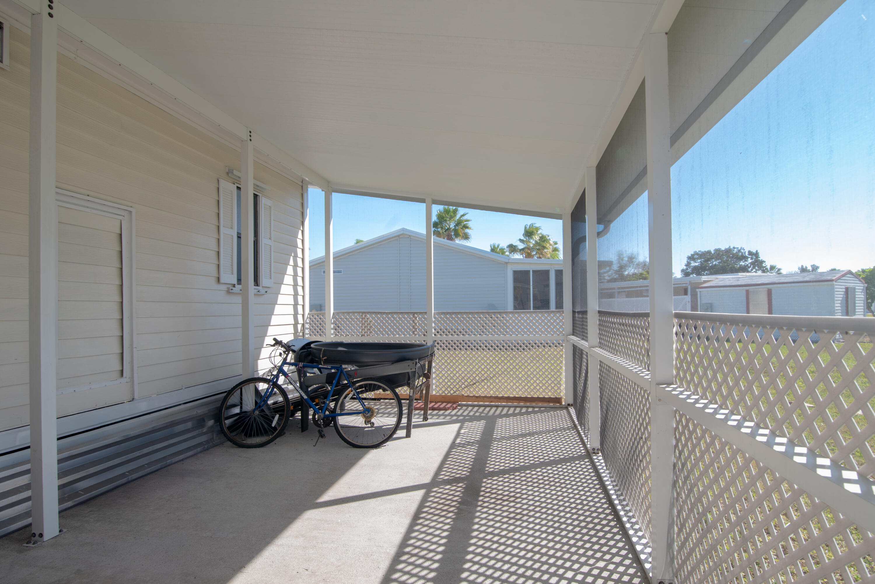 Spanish Lakes - Residential