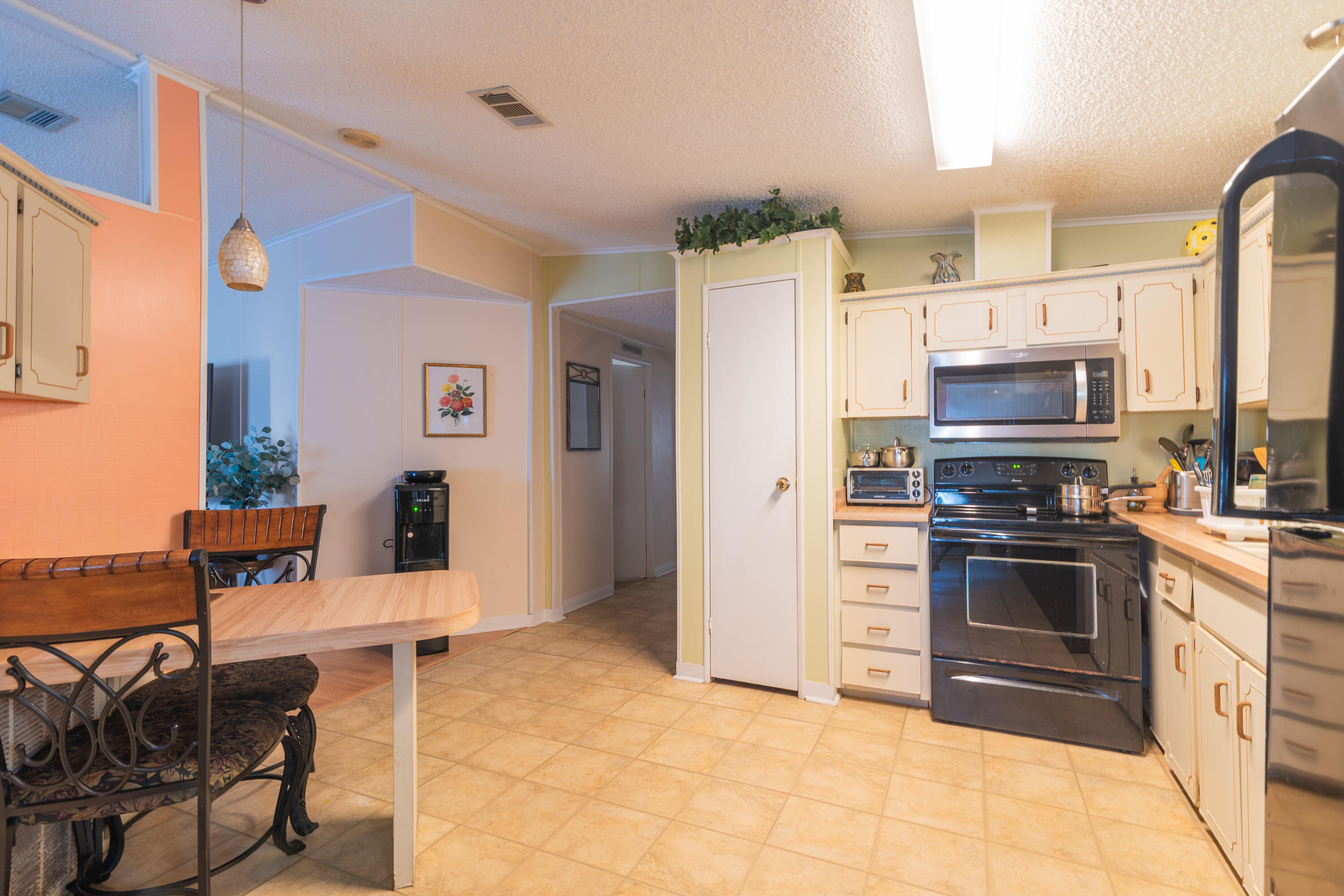 Spanish Lakes - Residential