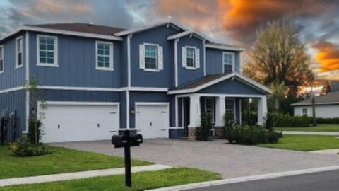 A home in Loxahatchee