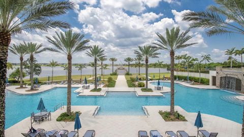 A home in Loxahatchee