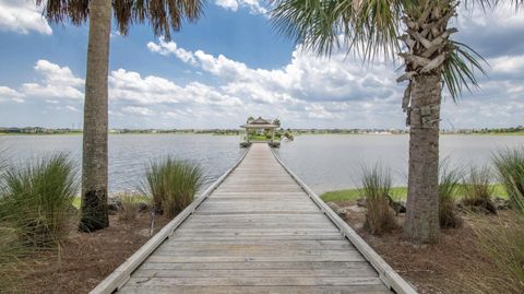 A home in Loxahatchee