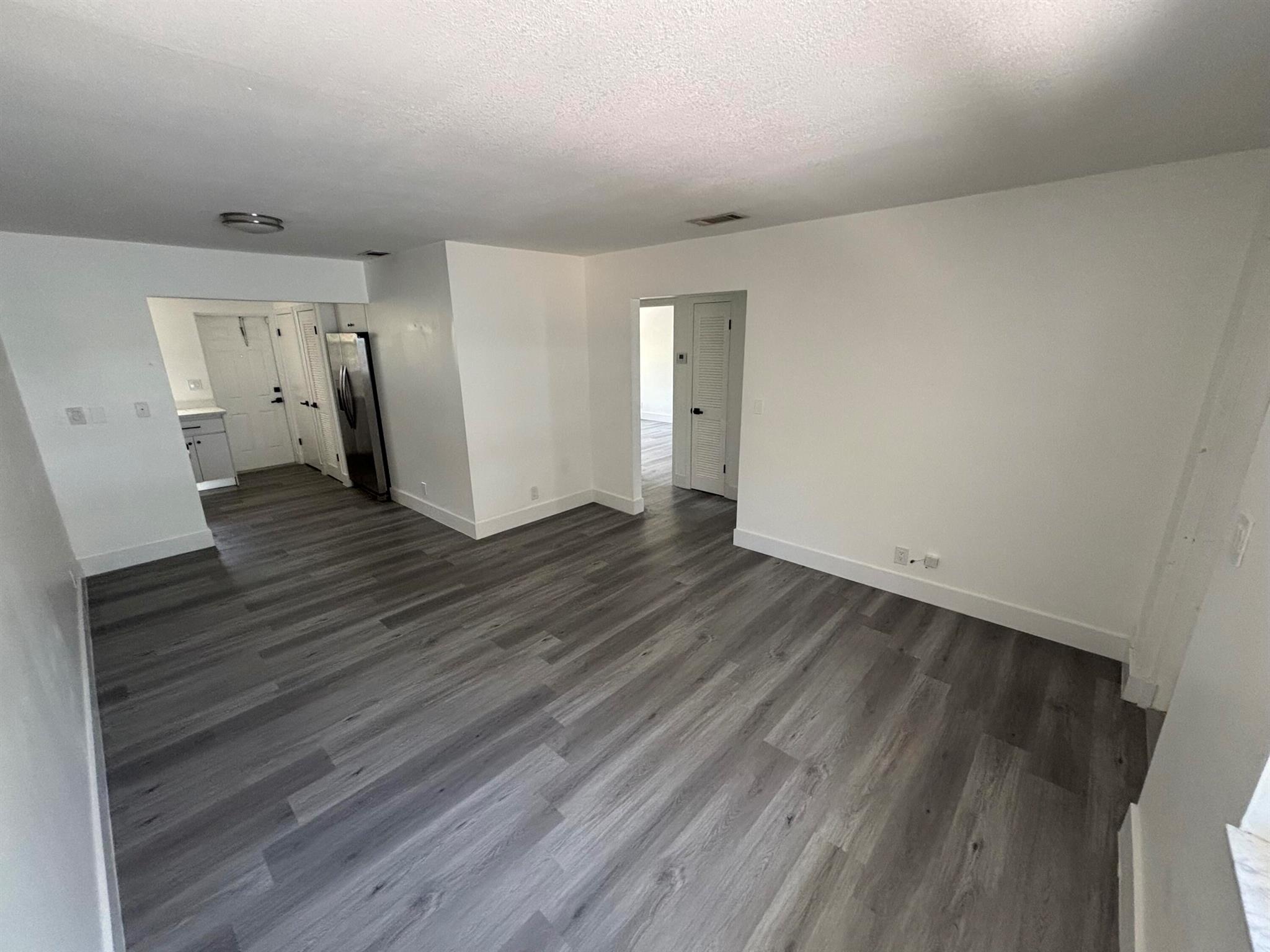 880 SE 12th Street 2