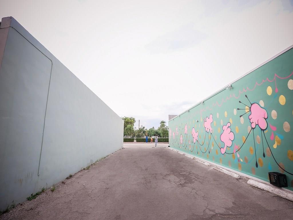 Hollywood 1-21 B - Land