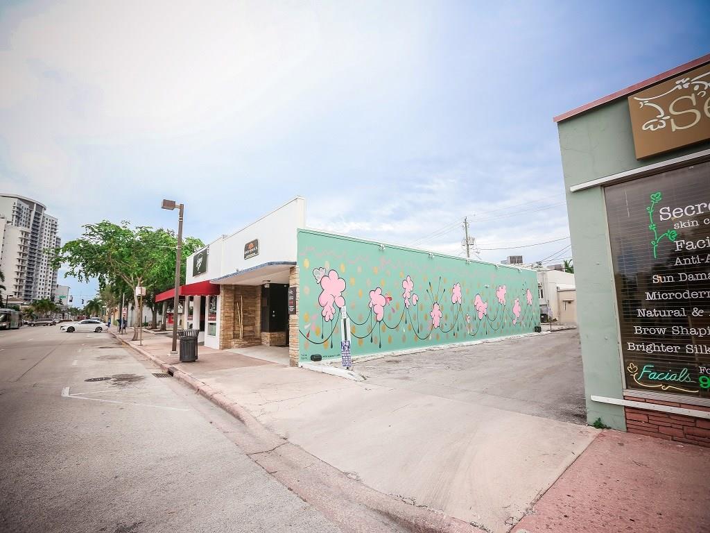 Hollywood 1-21 B - Land