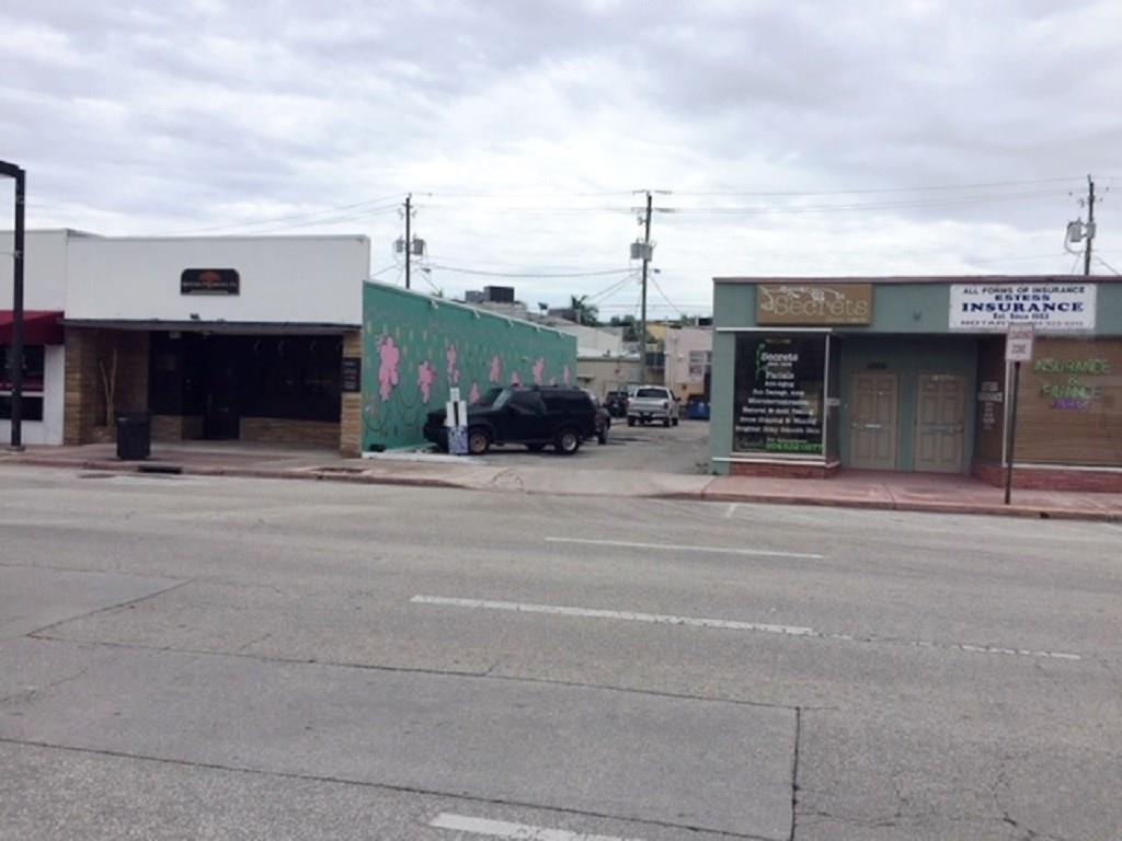 Hollywood 1-21 B - Land