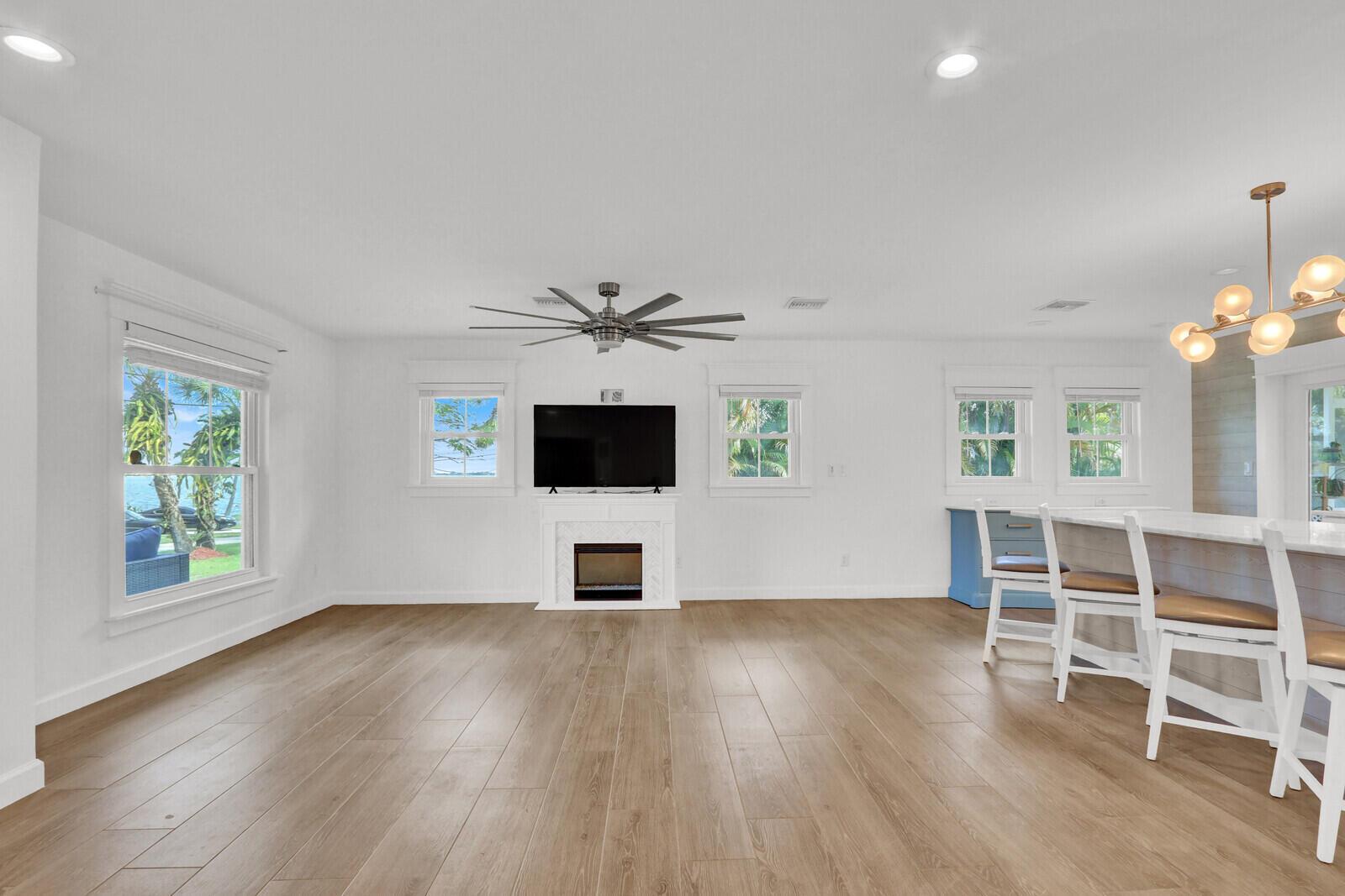 METES AND BOUNDS - Residential