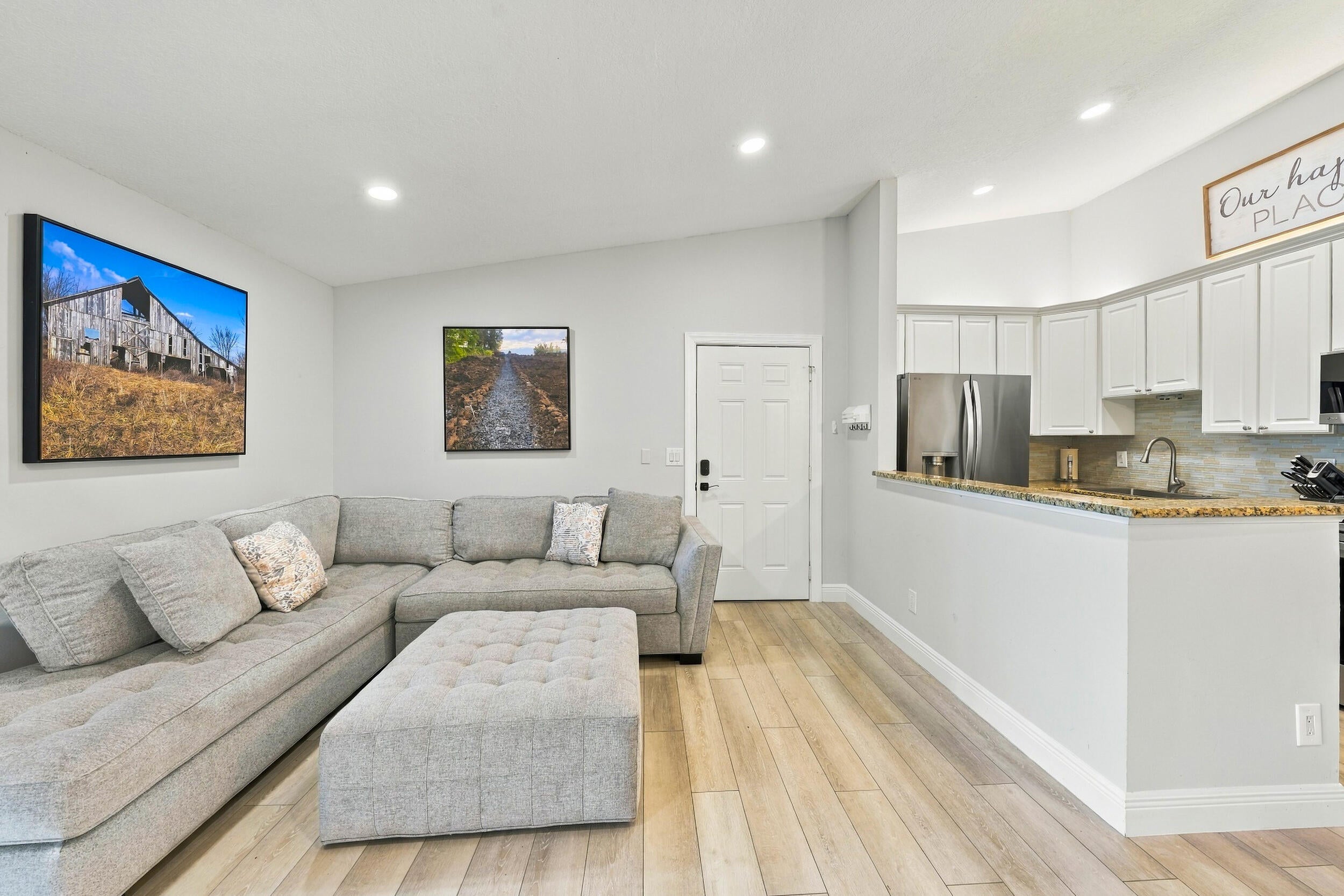 1111 DUNCAN Circle 202