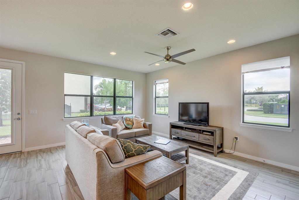 FIELDS AT GULFSTREAM POLO - Residential