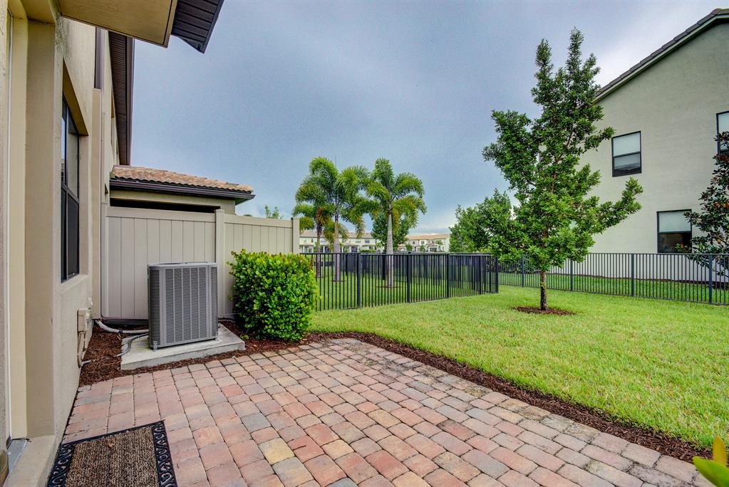 FIELDS AT GULFSTREAM POLO - Residential