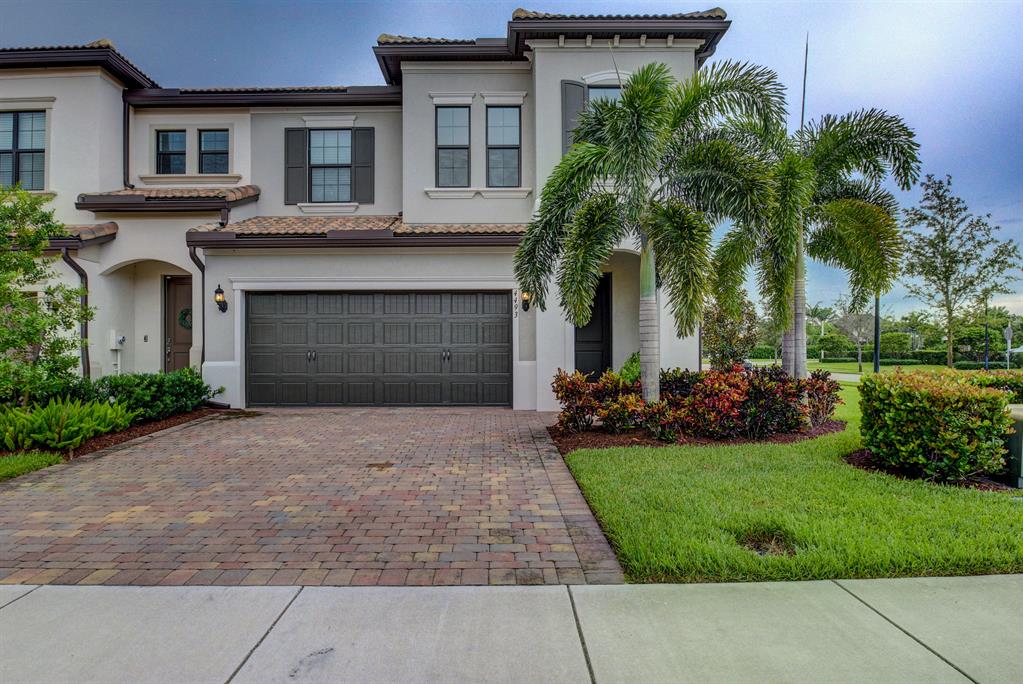 FIELDS AT GULFSTREAM POLO - Residential