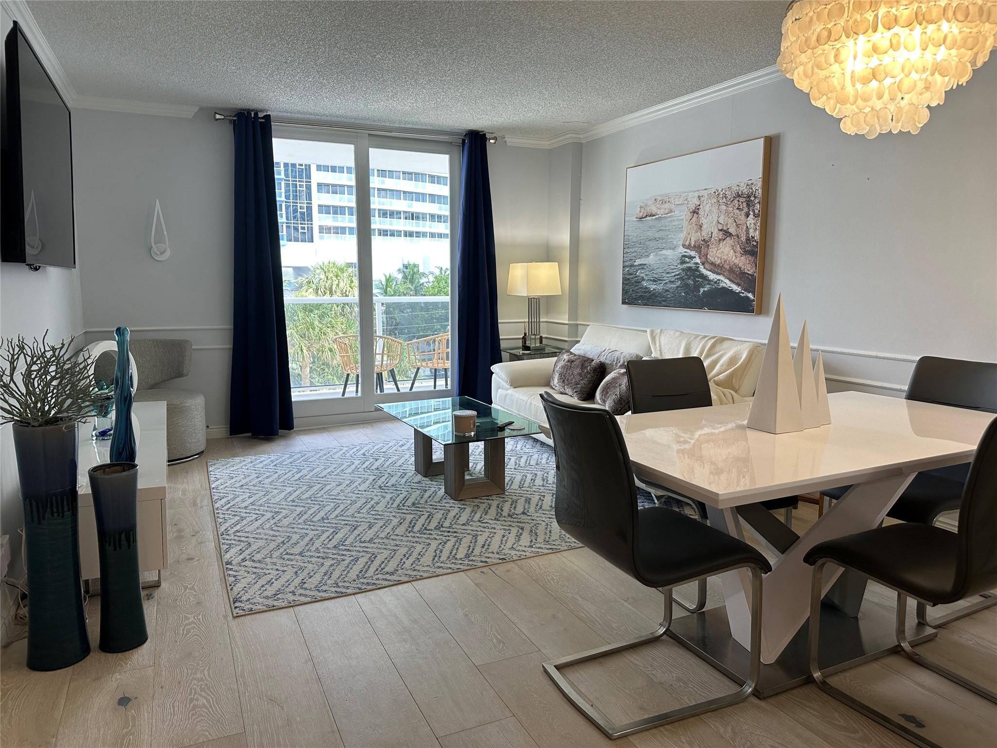 336 N Birch Rd 4C