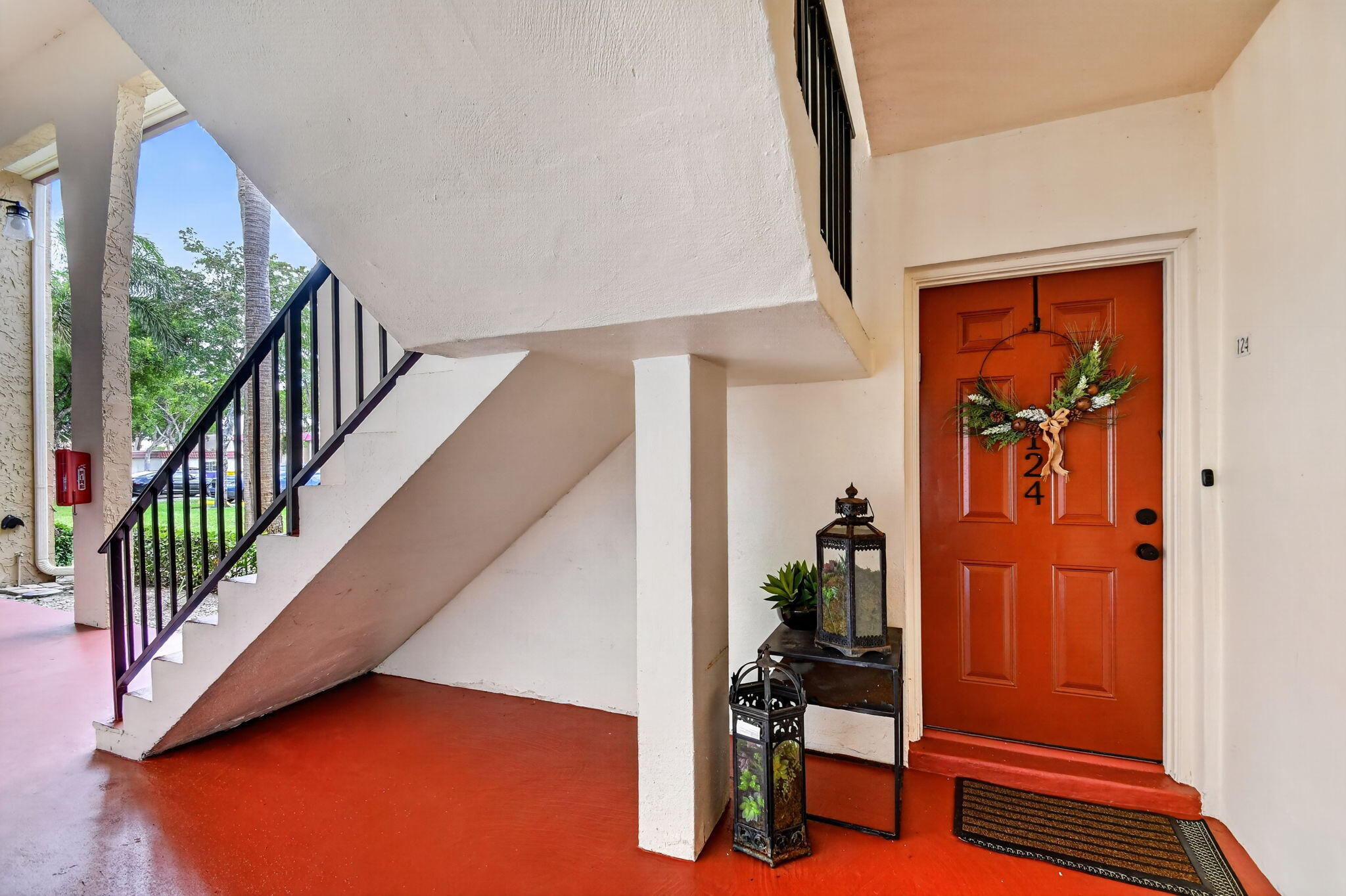 124 Lake Evelyn Drive