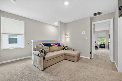Tiny photo for 5672 SE Edgewater Circle, Stuart, FL 34997 (MLS # B26015056)