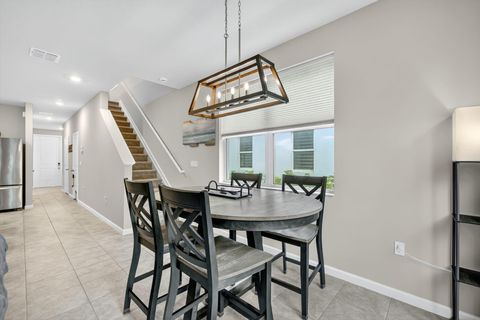 Tiny photo for 5672 SE Edgewater Circle, Stuart, FL 34997 (MLS # B26015056)