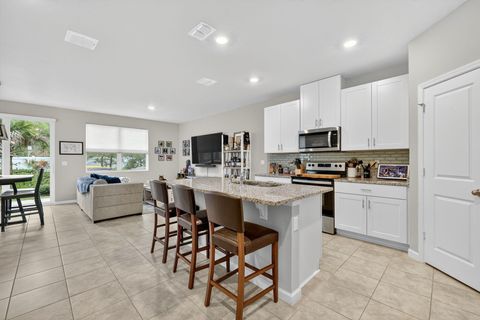 Tiny photo for 5672 SE Edgewater Circle, Stuart, FL 34997 (MLS # B26015056)
