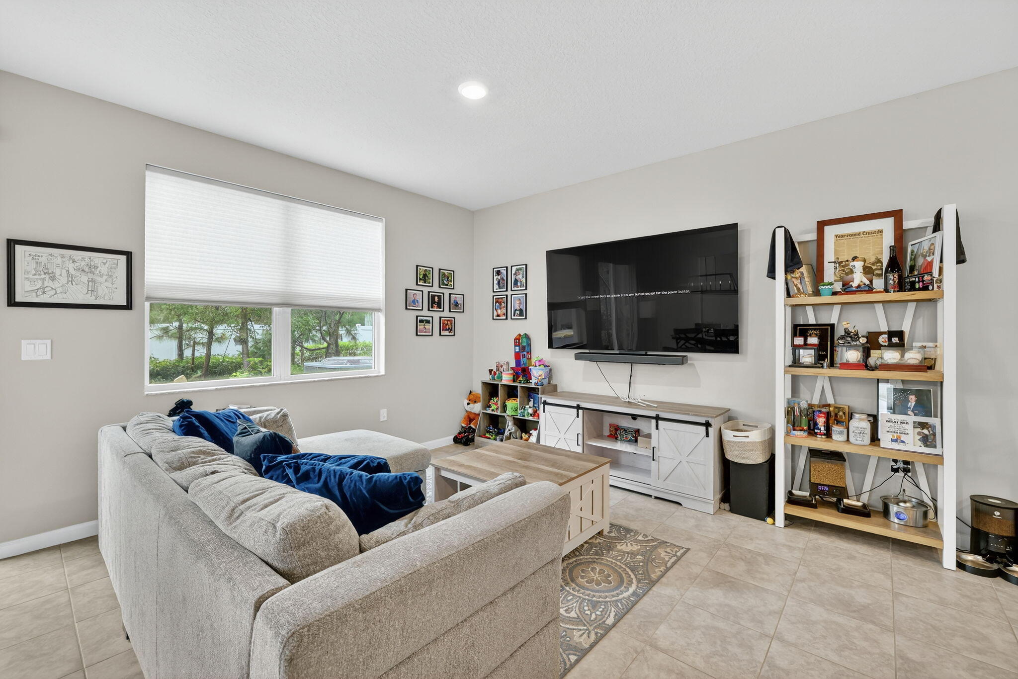 WILLOUGHBY TOWNHOMES PUD - Residential