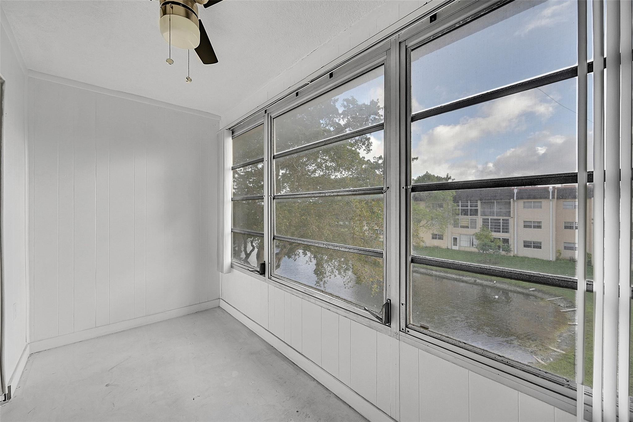 Sunrise Lakes Phase III - Residential