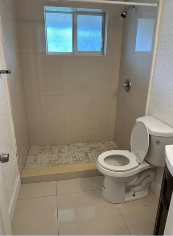 L D C Estates 75-31 B - Residential Lease