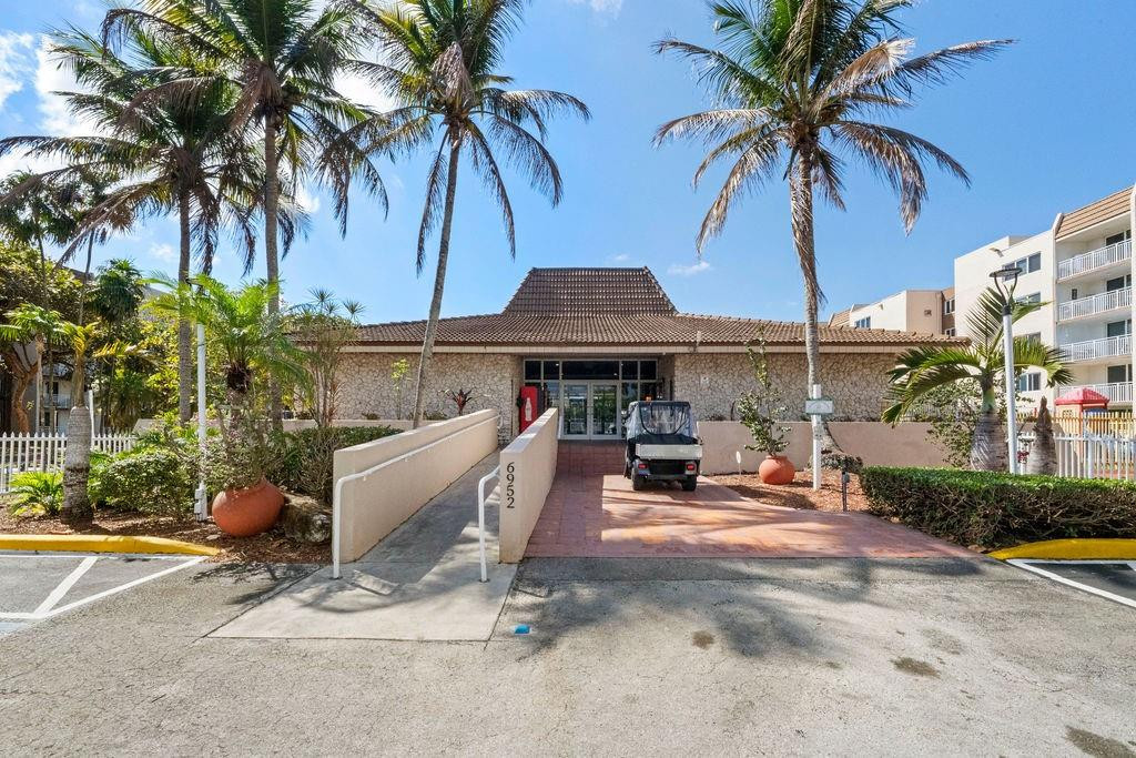 CORAL GATE EAST CONDO - Residential Lease