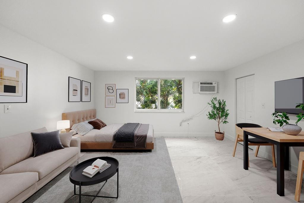 CORAL GATE EAST CONDO - Residential Lease