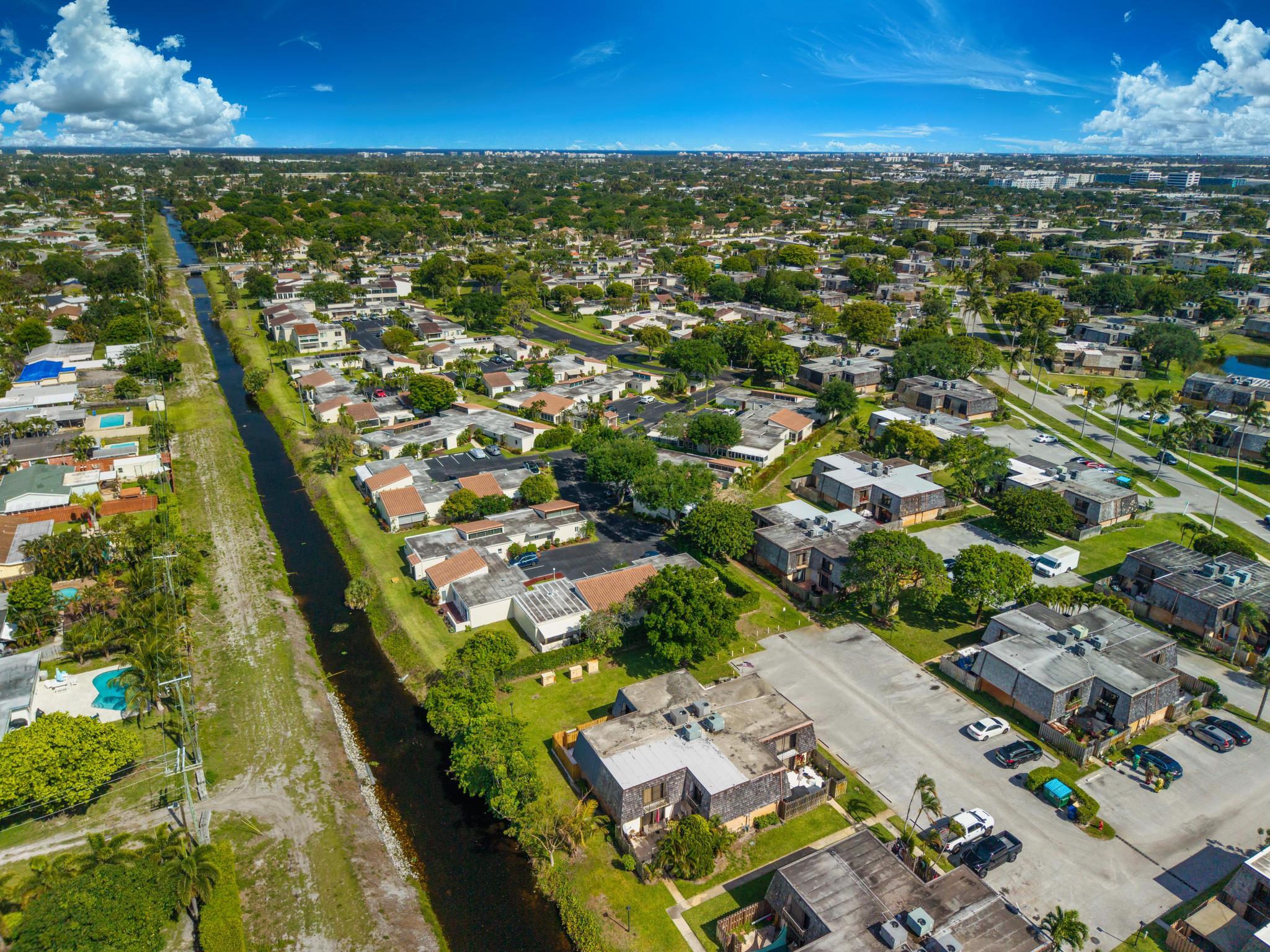 LAKEWOOD - Residential