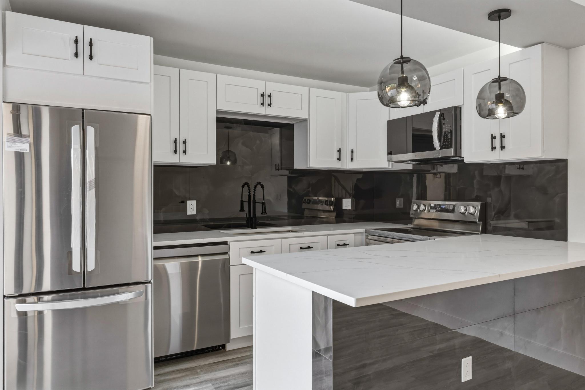 LAKEWOOD - Residential