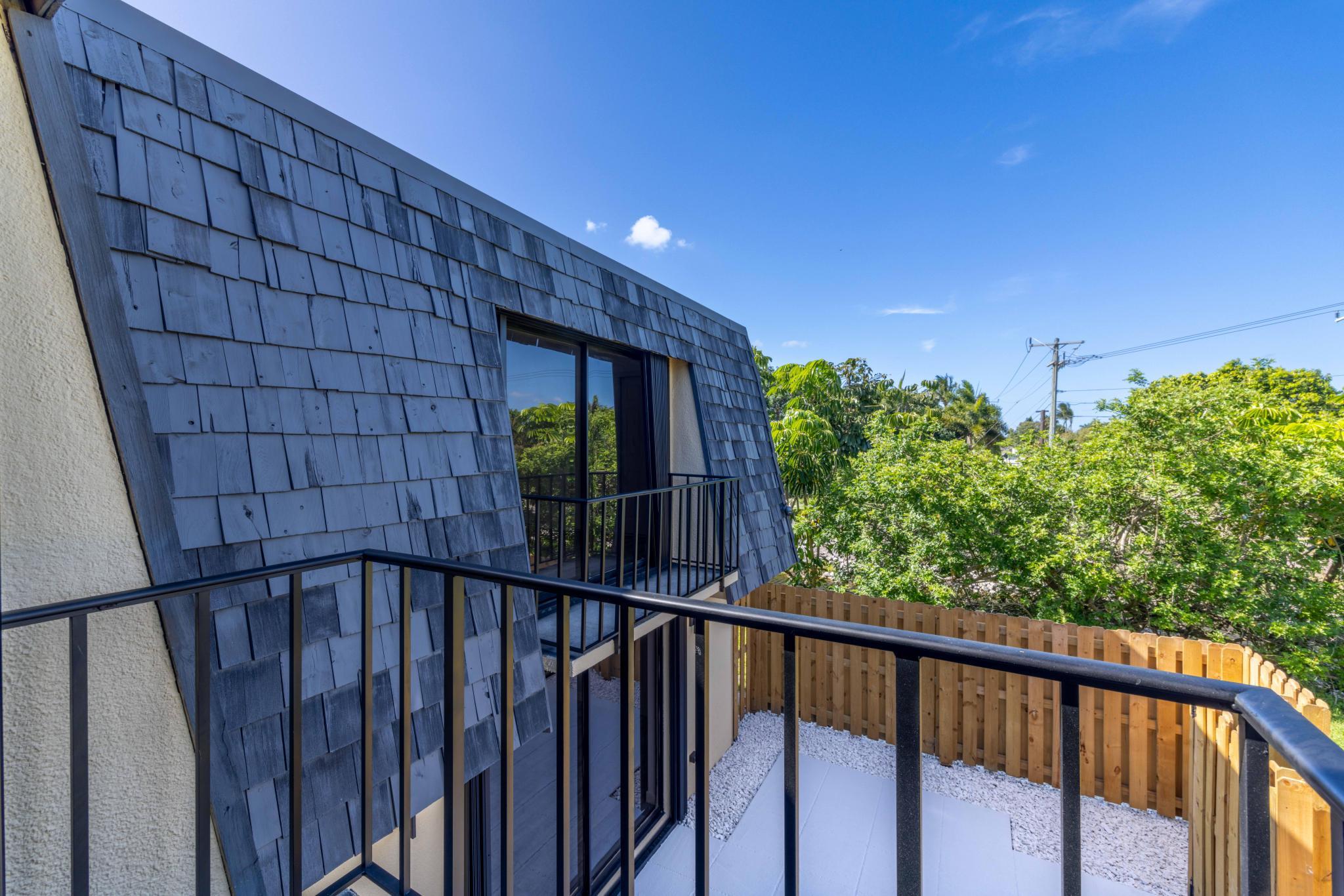 LAKEWOOD - Residential