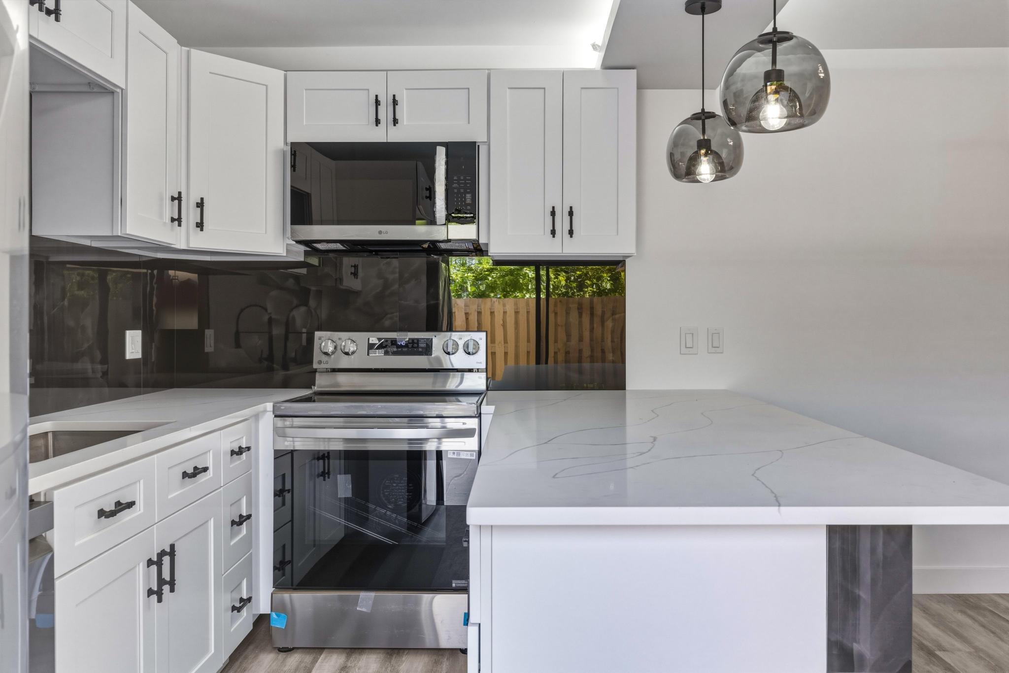 LAKEWOOD - Residential