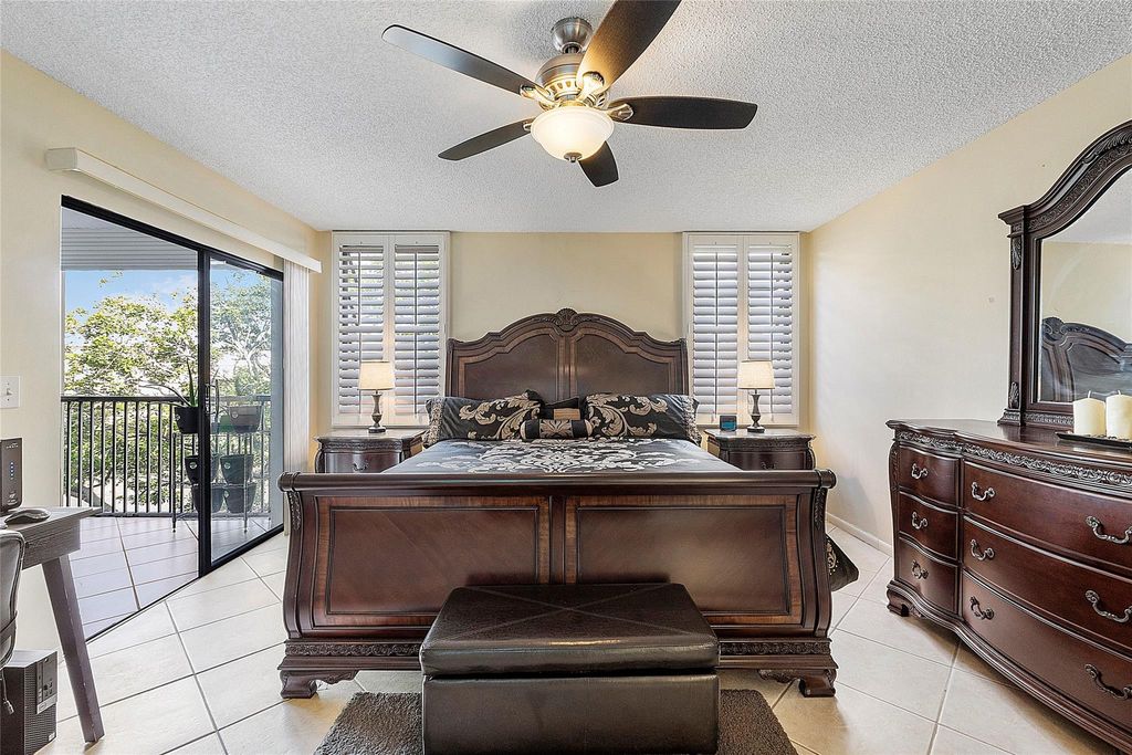 Photo of 2213 Cypress Island Drive #406, Pompano Beach, FL 33069 (MLS # F10415861)