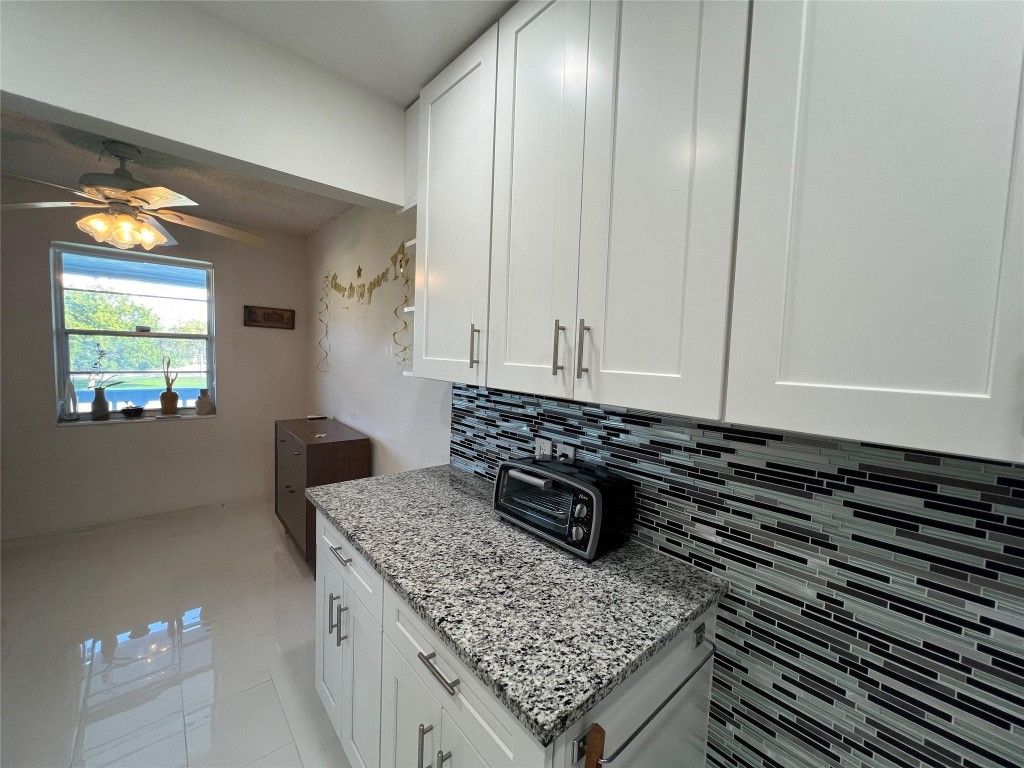 Photo of 62 Farnham C #62, Deerfield Beach, FL 33442 (MLS # F10548130)
