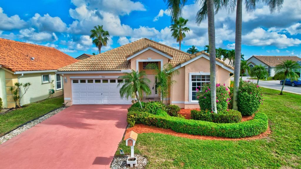 Photo of 14100 Fair Isle Drive, Delray Beach, FL 33446 (MLS # R10853744)