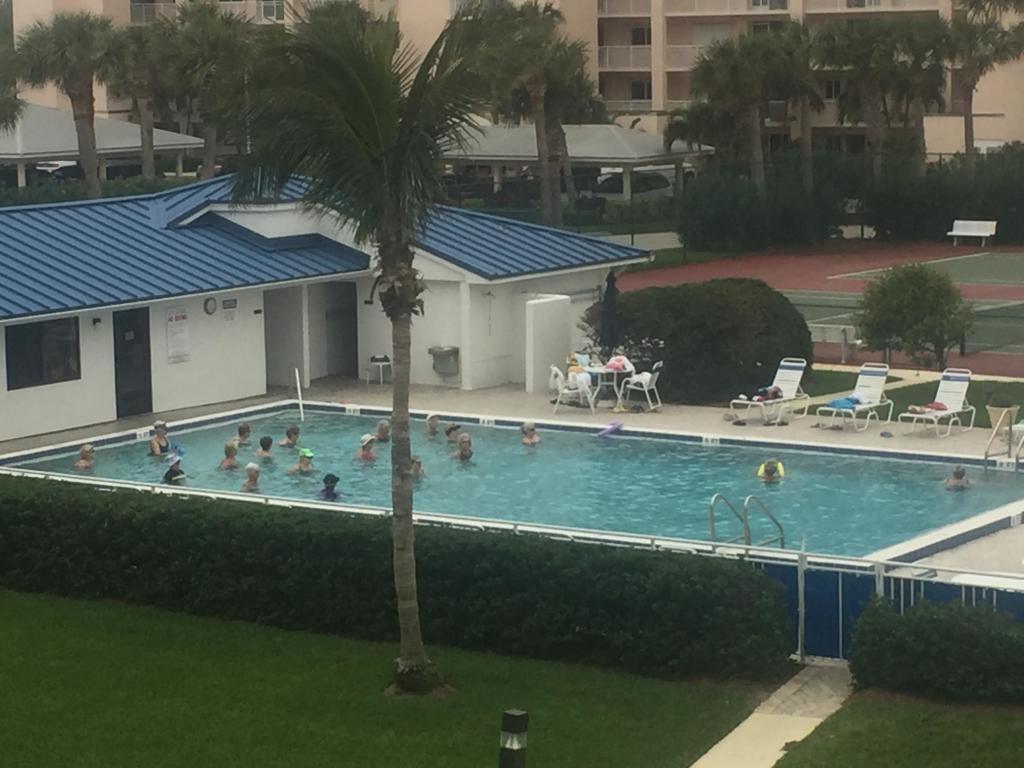 OCEAN HARBOUR CONDOMINIUM B - Residential Lease