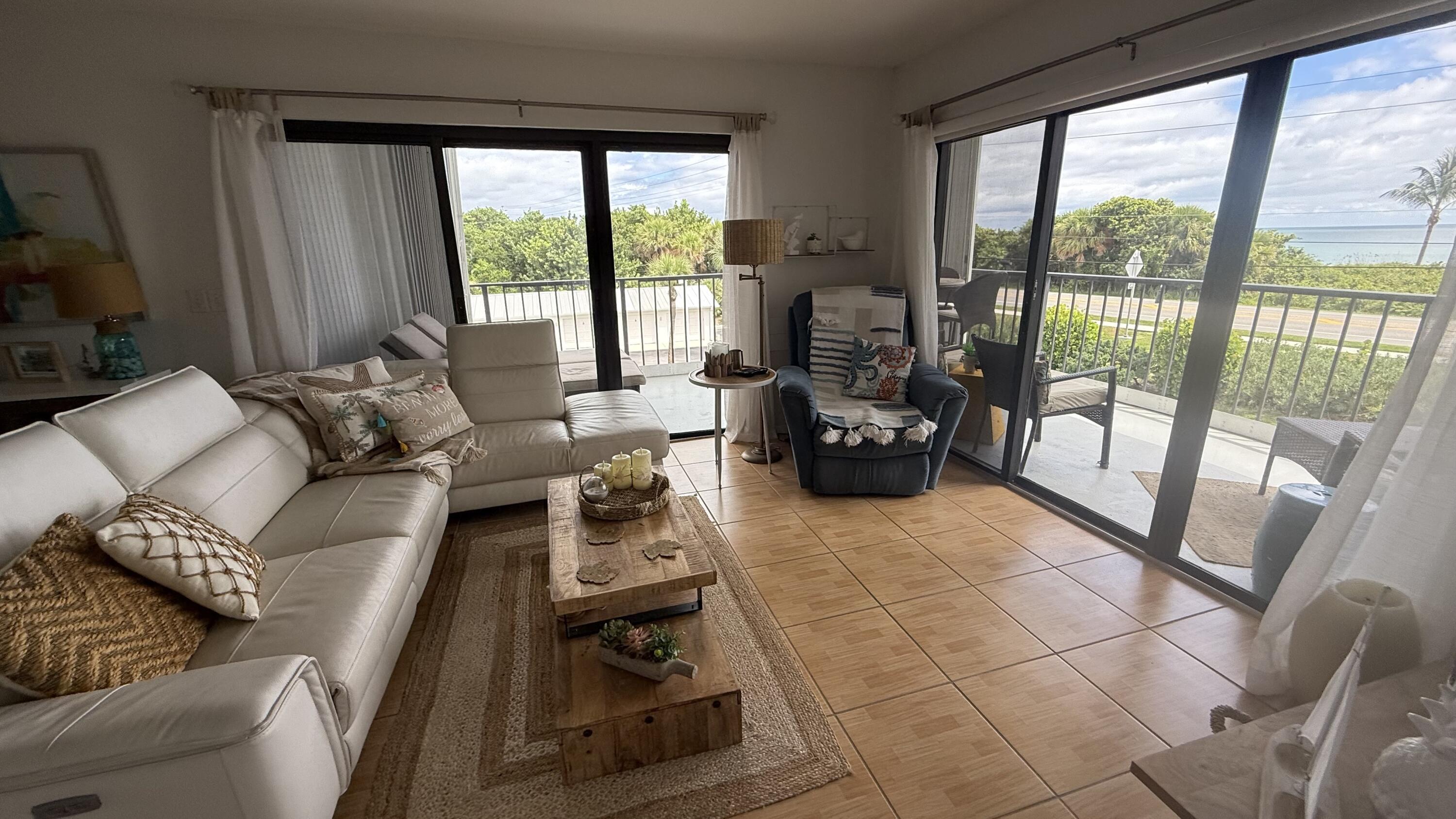 OCEAN HARBOUR CONDOMINIUM B - Residential Lease