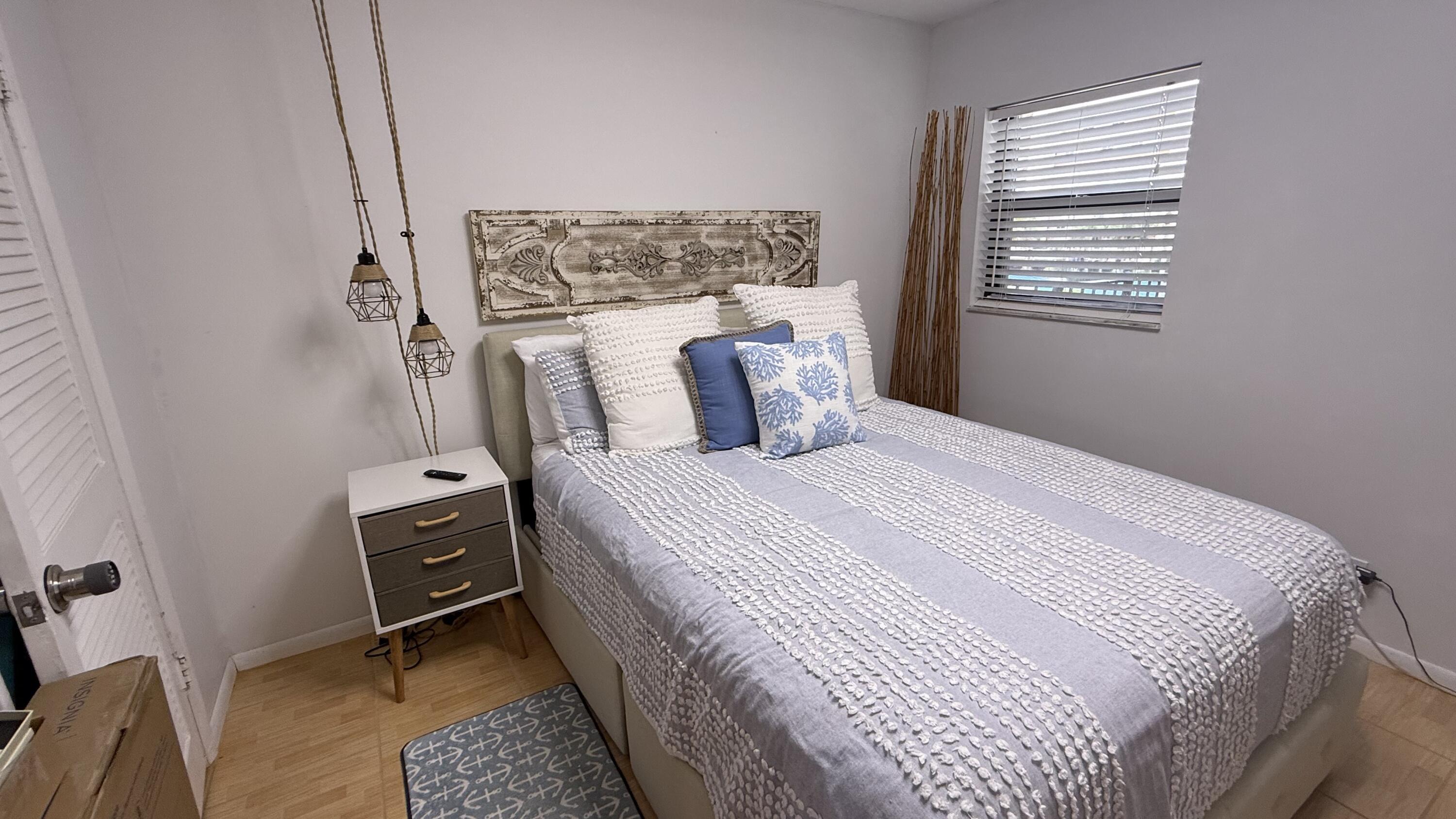 OCEAN HARBOUR CONDOMINIUM B - Residential Lease