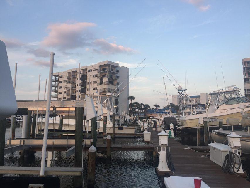 OCEAN HARBOUR CONDOMINIUM B - Residential Lease