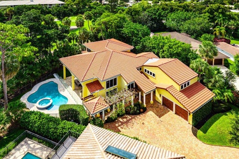 Photo of 6541 Timber Lane, Boca Raton, FL 33433 (MLS # B26045877)