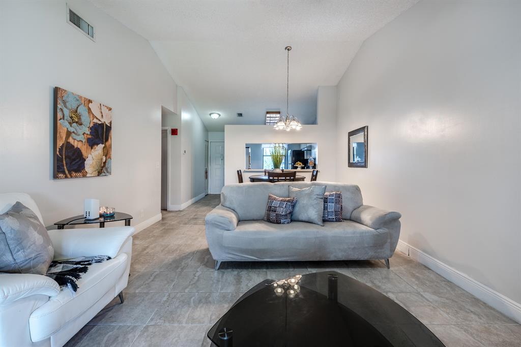 LUCERNE LAKES GOLF COURSE - Residential