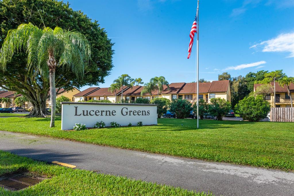 LUCERNE LAKES GOLF COURSE - Residential
