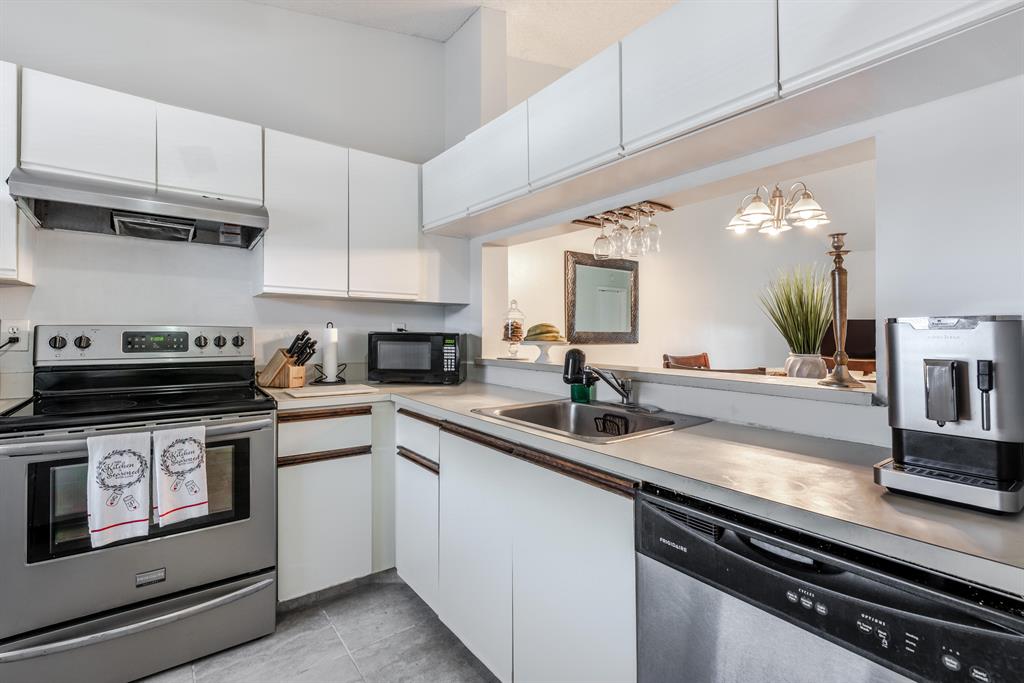 LUCERNE LAKES GOLF COURSE - Residential